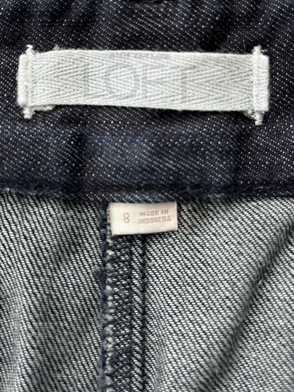 Ann Taylor LOFT Denim Dark Navy Women’s Tailored Shorts - Size 8 - Picture 5 of 9
